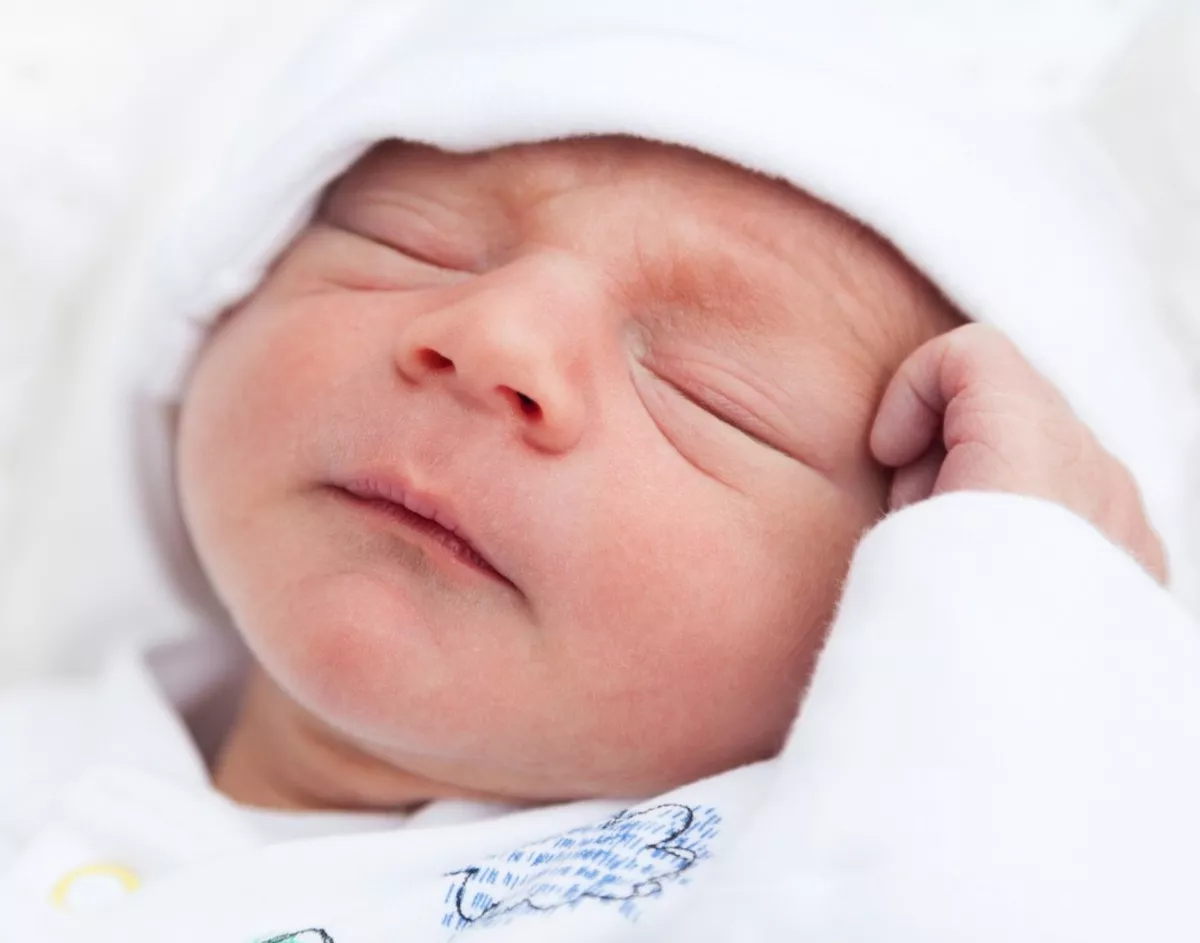 Neugeborenes_Baby_web.jpg Neugeborenes_Baby_web.jpg