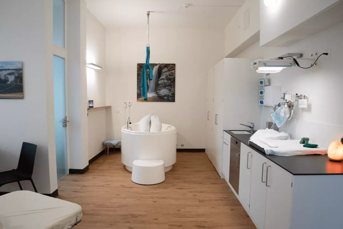 Geburtshilfe4825_web.png Geburtshilfe4825_web.png