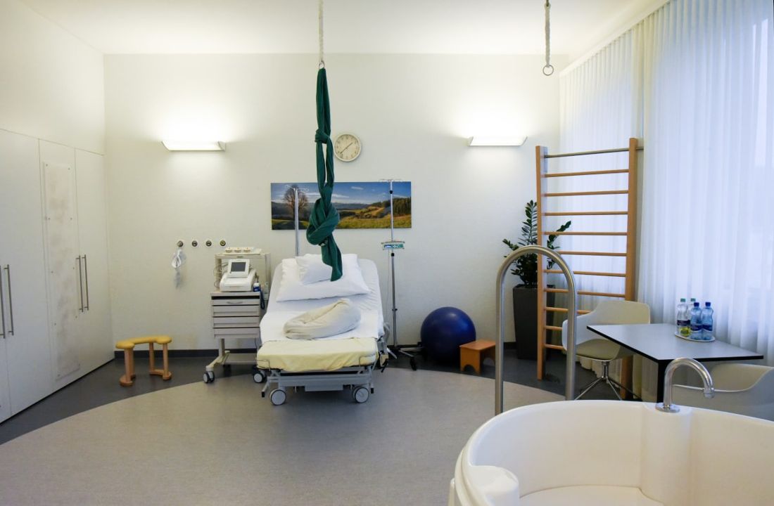 Geburtshilfe_DSC4904_web.jpg