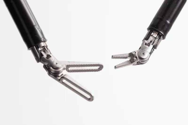 Distalmotions Dexter_Articulated instruments2_web.jpg